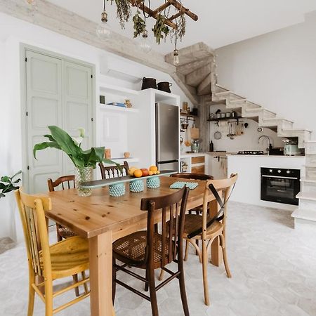 Casa Astura Διαμέρισμα Capo dʼOrlando Εξωτερικό φωτογραφία